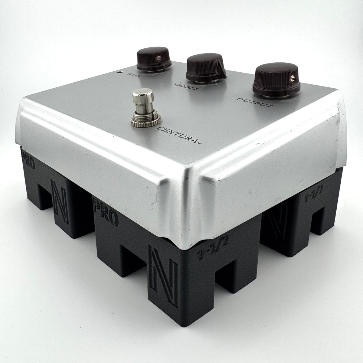1-1/2" Pro Flat Pedal Risers from Nicholls Custom Designs being used to lift a Ceriatone Centura