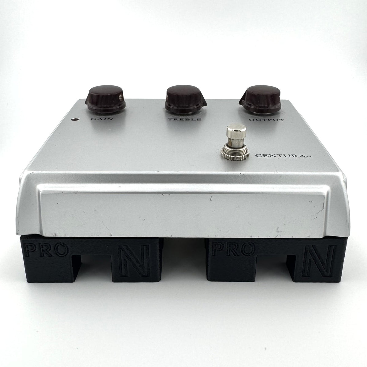 1" Pro Flat Pedal Risers from Nicholls Custom Designs being used to lift a Ceriatone Centura