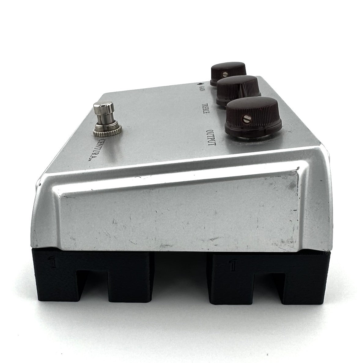 1" Pro Flat Pedal Risers from Nicholls Custom Designs being used to lift a Ceriatone Centura