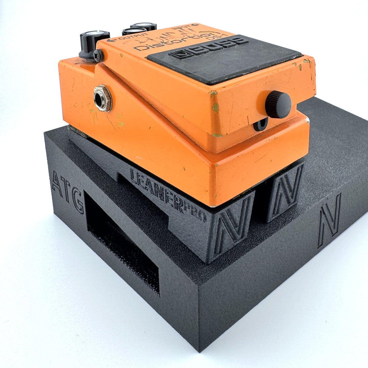 LEANER PRO - Angled Pedal Risers